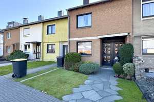Gartenidylle trifft Wohnkomfort – Gepflegtes Reihenmittelhaus mit parkähnlichem Traumgarten & Teich – Recklinghausen (Kreis) – Vorschaubild 1