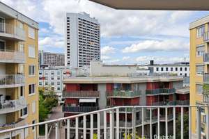 Großzügige 1-Zimmer-Wohnung mit moderner Einbauküche in München – 80686 Land in Sonne, München – Vorschaubild 14