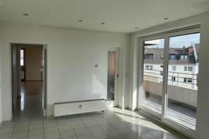Sanierte Penthouse Wohnung mit 2 Balkonen und Stellplatz in Düsseldorf-Eller – Ludwigshafener Straße 35c, 40229 Eller, Düsseldorf – Vorschaubild 5
