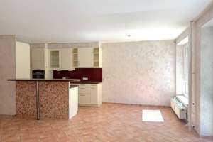 Großzügige 2-Zimmer-Wohnung mit Kamin, Süd-Loggia und Gartenzugang – Die vollständige Adresse der Immobilie erhältst du vom Anbieter., 22045 Jenfeld, Hamburg – Vorschaubild 8