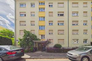Wertstabile Eigentumswohnung mit attraktiver Rendite und eigenen Garage – Die vollständige Adresse der Immobilie erhältst du vom Anbieter., 76137 Südweststadt, Karlsruhe – Vorschaubild 3