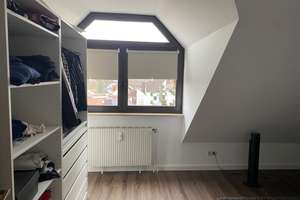 Bad Homburg - DG-Whg. mit Balkon, neuer Einbauküche  + Tiefgaragenplatz – Die vollständige Adresse der Immobilie erhältst du vom Anbieter., 61352 Bad Homburg vor der Höhe – Vorschaubild 5