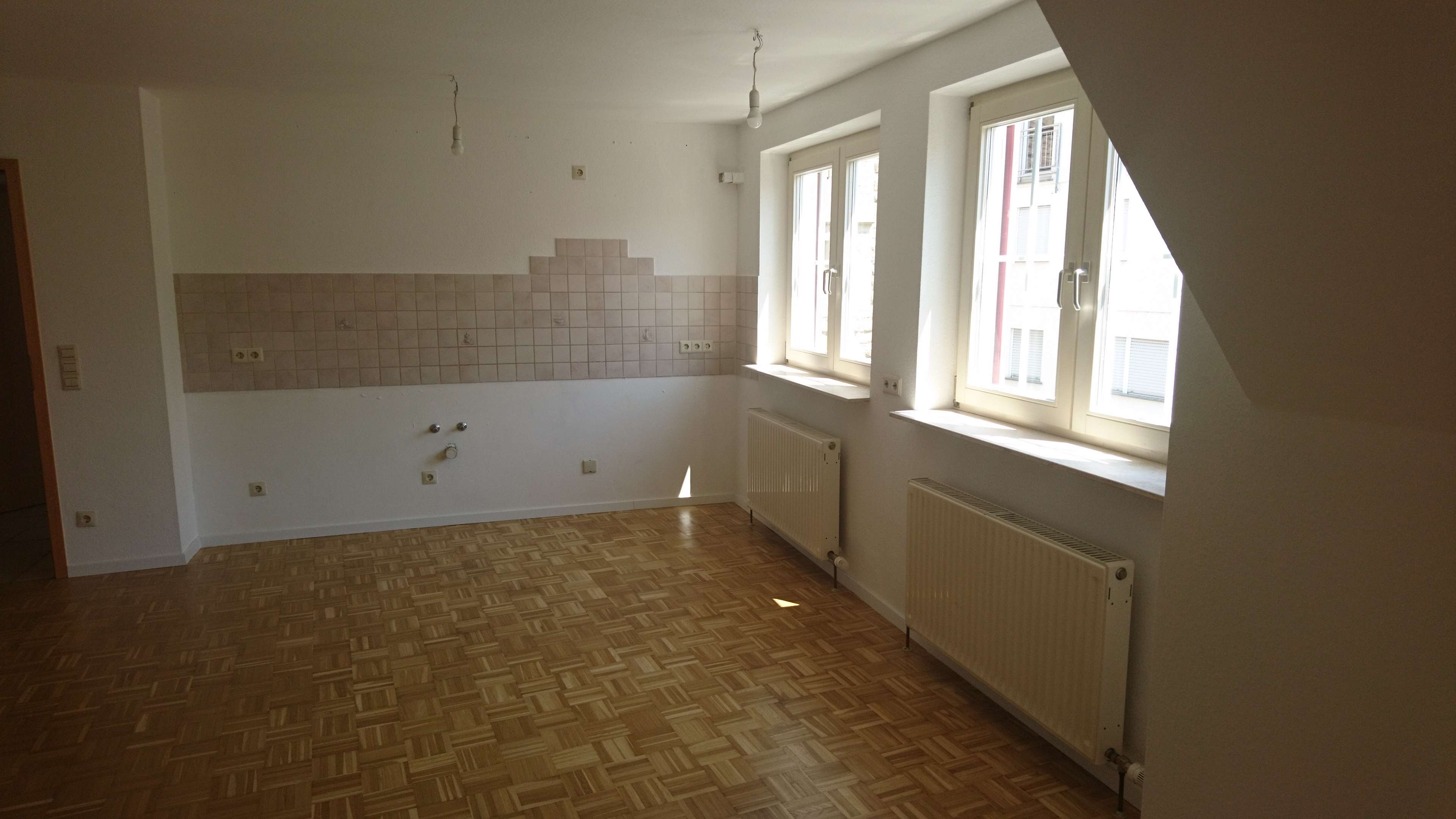 Immobilie in Bönnigheim - flotte 2-Zimmer-Wohnung im Herzen von Bönnigheim - Bild 1