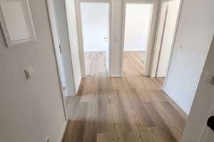 Optimal für Familien oder eine WG!!! 4-Zimmer kernsaniert Erstbezug! – Antwerpener Straße 8, 70374 Im Geiger, Stuttgart – Vorschaubild 4