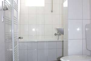 Gemütliche 3-Zi.-Whg. mit neuem Boden und sonniger Loggia in Vohwinkel – Dasnöckel 84, 42329 Vohwinkel, Wuppertal – Vorschaubild 9