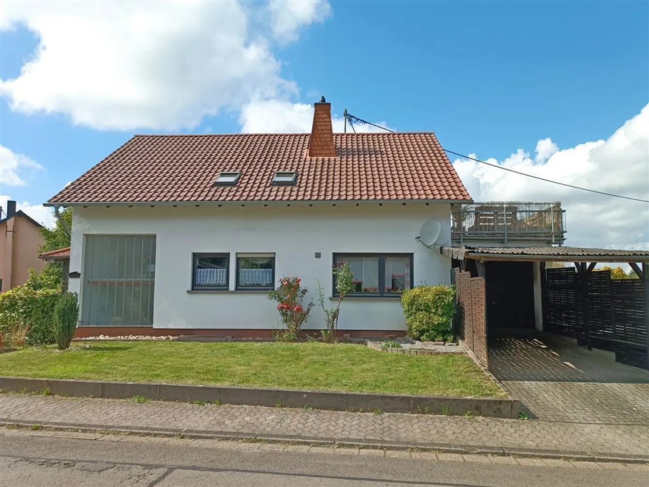 Welschbach: Gepflegtes Zweifamilienhaus in guter Lage, Neunkirchen Kreis – Bild 4