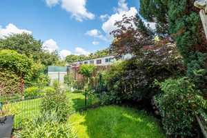 Auf VB! Reihenmittelhaus mit Garten in ruhiger Wohnlage  – Hamburg – Vorschaubild 9