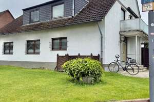 Gepflegtes Mehrfamilienhaus mit 5 Wohneinheiten und Entwicklungspotenzial in Hitdorf mit Rheinnähe!