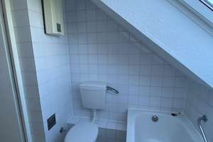 Renoviertes Dachgeschoss Apartment in Düsseldorf-Hassels – 40599 Hassels, Düsseldorf – Vorschaubild 7