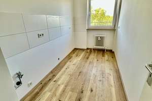 Helle & gepflegte 3 Zimmerwohnung mit Balkon in Mainz! – Am Lemmchen 35, 55120 Mombach, Mainz – Vorschaubild 9
