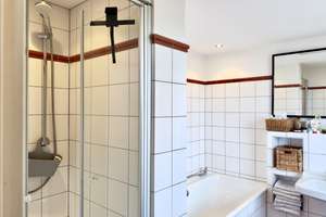 Einfamilienhaus mit Einliegerwohnung in ansprechender Lage von Neu-Anspach – Die vollständige Adresse der Immobilie erhältst du vom Anbieter., 61267 Neu-Anspach – Vorschaubild 13