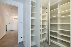 Design trifft Weitblick – Avantgarde-Villa am Feldrand von Krefeld-Verberg! – Die vollständige Adresse der Immobilie erhältst du vom Anbieter., 47802 Traar, Krefeld – Vorschaubild 11