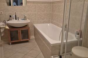 MEINE HYGELIGE 3 ZIMMER ERDGESCHOSS-WOHNUNG IN NIENDORF 83m² mit Sonnen-Terrasse & Stellplatz – 22459 Niendorf, Hamburg – Vorschaubild 15