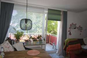 Schöne Dachgeschosswohnung im Osterfeld, Pattensen mit Balkon zu vermieten