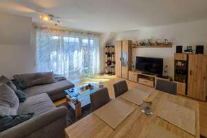 Stilvolle 4-Zimmer-Maisonette mit Galerie und zwei Balkonen in begehrter Lage in Augsburg-Göggingen – Die vollständige Adresse der Immobilie erhältst du vom Anbieter., 86199 Göggingen-Süd, Augsburg – Vorschaubild 10