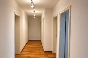 Wohnen mit Charakter: unmöblierte 4-Zimmer-Wohnung  in Untermenzing – Die vollständige Adresse der Immobilie erhältst du vom Anbieter., 80999 Untermenzing, München – Vorschaubild 6