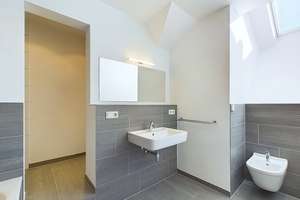 ZENTRALES WOHNEN IN WIESBADEN! 4-ZIMMER-DACHGESCHOSSWOHNUNG MIT SONNIGER TERRASSE – Die vollständige Adresse der Immobilie erhältst du vom Anbieter., 65185 Mitte, Wiesbaden – Vorschaubild 11