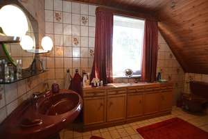 Vollunterkellertes Einfamilienhaus auf eingewachsenem Grundstück – Die vollständige Adresse der Immobilie erhältst du vom Anbieter., 24941 Friedenshügel, Flensburg – Vorschaubild 9