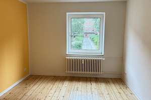 Erdgeschosswohnung mit Balkon – Wißmannstraße 3, 24149 Neumühlen-Dietrichsdorf, Kiel – Vorschaubild 2