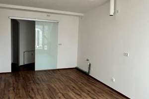 helles Dachdgeschoss im ruhigen Seitenflügel mit Terrasse – Mommsenstraße 33, 10629 Charlottenburg, Berlin – Vorschaubild 7