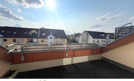Moderne Eigentumswohnung mit Balkon und Tiefgarage