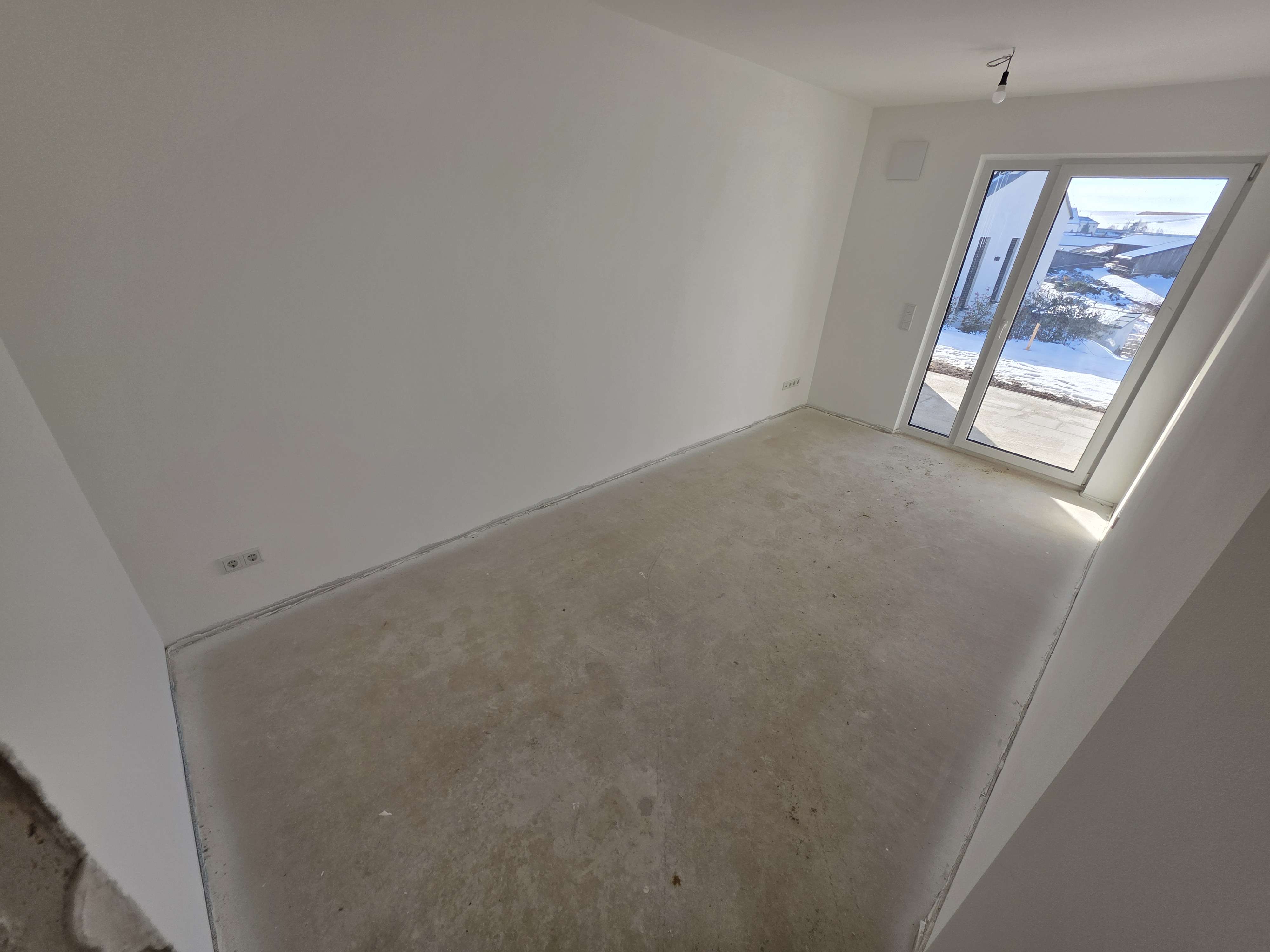 Immobilie in Neuburg am Inn - Moderne Doppelhaushälfte in bester Lage mit traumhaftem Ausblick bei Passau - Bild 1