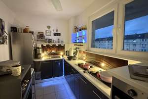 Renovierte 2,5-Zimmer-Wohnung in Essen-Holsterhausen – neue Fenster und Dach.