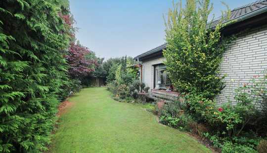 Bild von Gepflegtes Einfamilienhaus in ruhiger Wohnlage von Lehre!