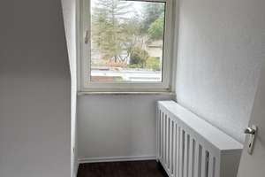Ruhige 2-Zimmer-Dachgeschosswohnung mit Balkon & EBK in Gonsenheim zu vermieten – Die vollständige Adresse der Immobilie erhältst du vom Anbieter., 55124 Gonsenheim, Mainz – Vorschaubild 5