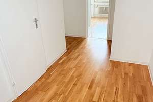 Großzügige 3-Zimmer-Wohnung mit neuer Einbauküche und Balkon – Freischützstraße 25, 81927 Englschalking, München – Vorschaubild 3