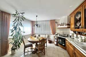 Haus im Haus, 154 m²-Eigent.whg. im MFH mit zus. 72 m² beheizter Nutzfläche im Keller als Büro o.ä. – Wesel (Kreis) – Vorschaubild 11