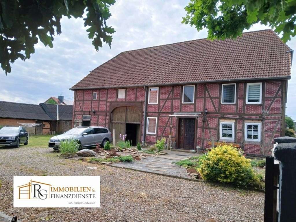 Immobilie in Rühen - Anwesen im historischen Charme - Ideal für Selbstversorger und Pferdeliebhaber! - Bild 0