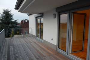 moderne gepflegte Penthouse-Wohnung, 2 Zi, EBK, gehobene Ausstattung, Dachterrasse
