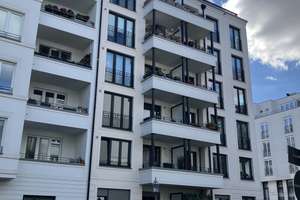 Wunderschöne Dachgeschoss-Neubau-Wohnung mit 2 großen Dachterrassen – Boxhagener Straße 81B, 10245 Friedrichshain, Berlin – Vorschaubild 3