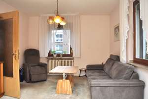 Sonnig und solide: Reihenendhaus mit 5 Zimmern, Terrasse und Garten - in Rheinnähe – Die vollständige Adresse der Immobilie erhältst du vom Anbieter., 47228 Hochemmerich, Duisburg – Vorschaubild 2