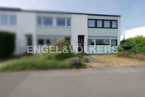 Split-Level Reihenendhaus in bester Nachbarschaft – Schweinfurt (Kreis) – Vorschaubild 1