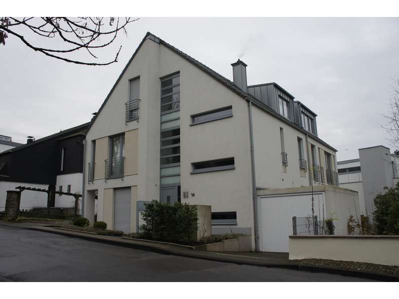 Courtagefrei ***** Luxuswohnung im EG in bester Lage