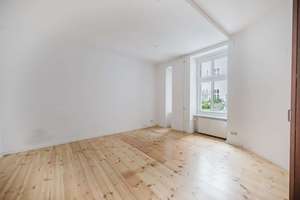 ⭐️ Klassischer Altbau am Boxhagener Platz - Helle 3 Zi mit EBK, 3,10m Decken & Garten in Top-Lage. – Die vollständige Adresse der Immobilie erhältst du vom Anbieter., 10245 Friedrichshain, Berlin – Vorschaubild 3