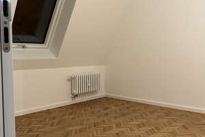 Sonnige 2-Zimmer-DG-Wohnung mit EBK und Loggia (WE 7) – Räuschstraße 13, 13509 Borsigwalde, Berlin – Vorschaubild 10