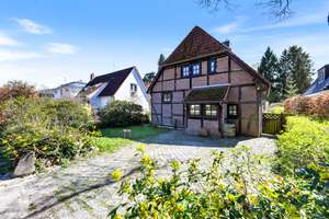 Einmalige Gelegenheit - Fachwerkhaus in Wellingsbüttel