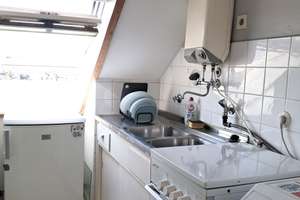 Stuttgart-Ost  - Helle 2,5 Zimmer DG-Wohnung – Die vollständige Adresse der Immobilie erhältst du vom Anbieter., 70184 Gablenberg, Stuttgart – Vorschaubild 11
