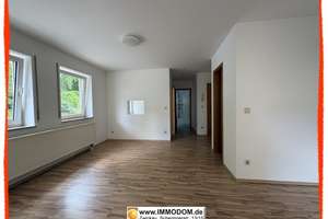 Singlewohnung mit Terrasse, neu renoviert und klein aber sehr gemütlich, in Aue/Erzgebirge zu vermie – Bockauer Straße 32, 8280 Aue – Vorschaubild 3