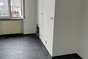 Eine schicke 3 ZKBB Altbauwohnung sucht nette Mieter. – Goebenstraße 0, 65195 Wiesbaden – Vorschaubild 13
