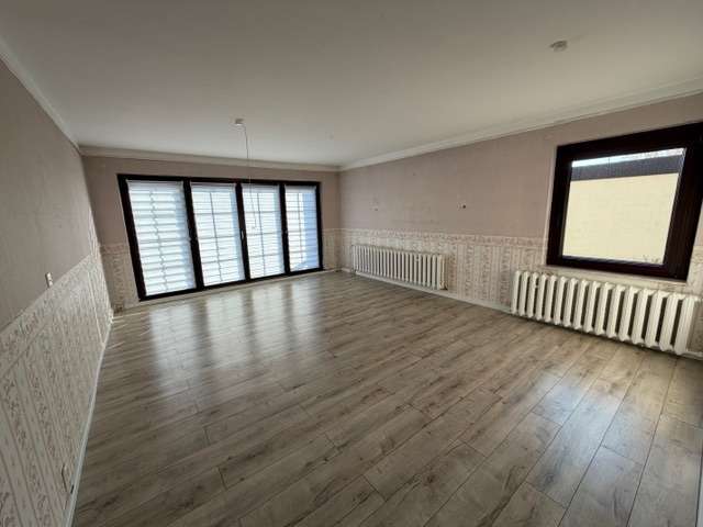 Immobilie in Tribsees - Voll unterkellertes Einfamilienhaus mit Nebengelass in Tribsees zu verkaufen - Bild 0