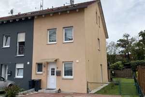 Modernes, sonniges, Reiheneckhaus (BJ 2000) mit großem Garten, Terrasse, 2x Stellplatz – Fürstenfeldbruck (Kreis) – Vorschaubild 15