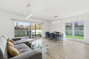 Exklusives Wohnen im Neubau: Barrierefrei mit Terrasse und privatem Gartensondernutzungsrecht!