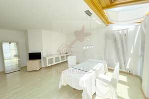 IMMOBILIEN SCHNEIDER - schöne 3 Zimmer-Wohnung in begehrter Lage mit Einbauküche und Wintergarten – Die vollständige Adresse der Immobilie erhältst du vom Anbieter., 81827 Waldtrudering, München – Vorschaubild 3