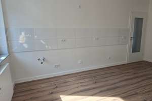 **Hochwertig sanierte Wohnung – Balkon inklusive** – Mülheimer Str. 82, 45145 Frohnhausen, Essen – Vorschaubild 2