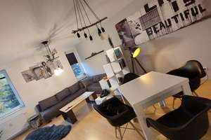 Stilvolle möblierte 2-Zimmer-Wohnung mit Balkon und Einbauküche in Frankfurt am Main – 60433 Eschersheim, Frankfurt am Main – Vorschaubild 7