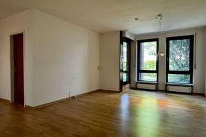 Gepflegte Zwei-Zimmerwohnung mit Terrasse und TG-Stellplatz in Oberrath – Die vollständige Adresse der Immobilie erhältst du vom Anbieter., 40472 Rath, Düsseldorf – Vorschaubild 2